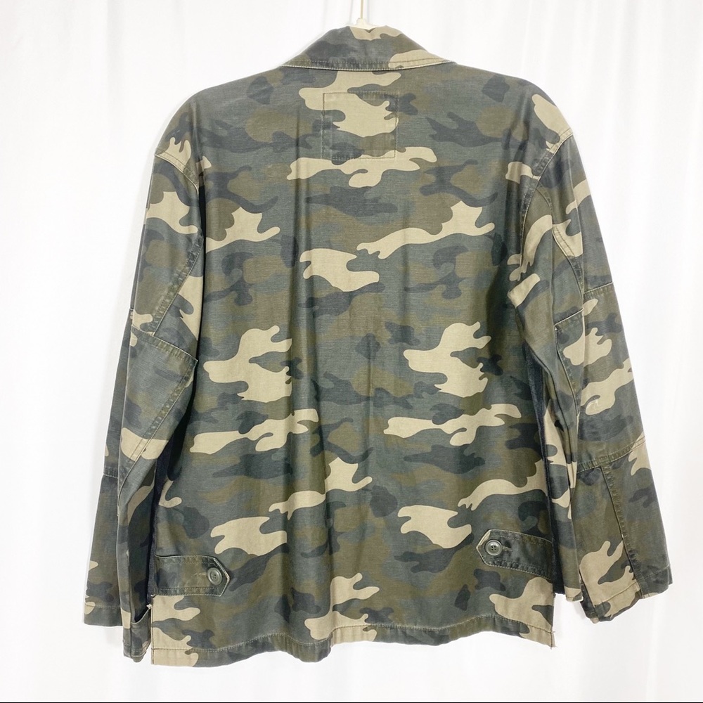 Levi’s Cotton Camo Printed Military Utility Trucker Jacket: Army Green/Tan - Picture 4 of 15